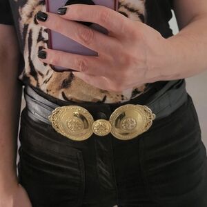 Vintage Century Canada Gold Floral Buckle Leather Belt